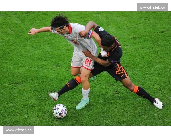 生死对决一触即发足球晋级赛燃爆全城热血争夺巅峰门票荣耀时刻 - 副本