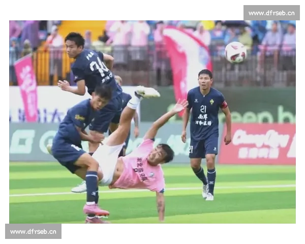 赛场实时激烈对抗精彩瞬间全程回顾分析 - 副本 (2)